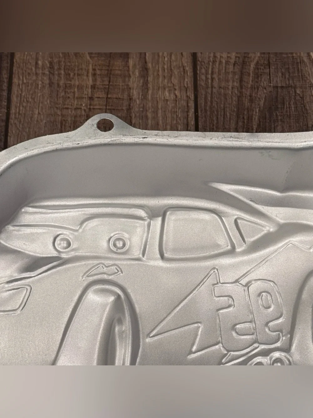 Wilton Disney Pixar Cars Lightning McQueen Aluminum Cake Pan 2105-6400